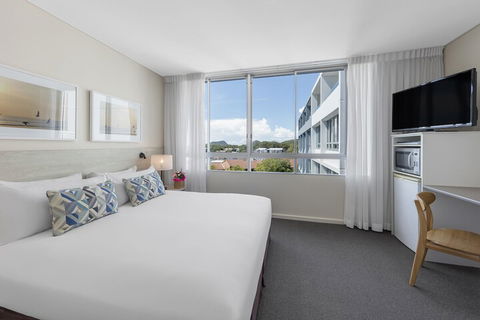 Oaks Nelson Bay Lure Suites - Hotel Gold Coast 7