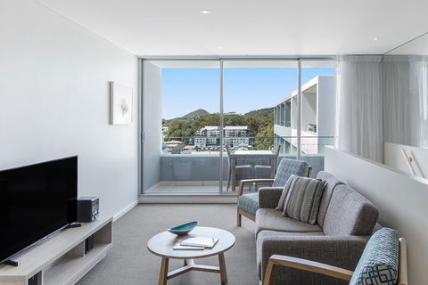 Oaks Nelson Bay Lure Suites - Hotel Gold Coast 4