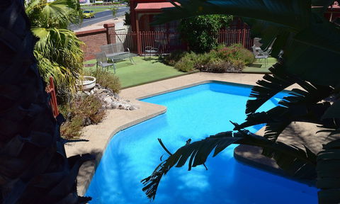 Early Australian Motor Inn - Hotel Gold Coast 2