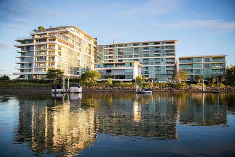 ULTIQA Freshwater Point Resort - Hotel Gold Coast 1