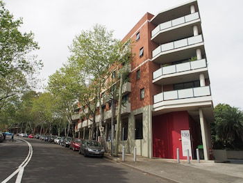 Atelier Serviced Apartments - Hotel Gold Coast 2