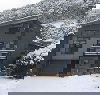 Snowstream 4 - Hotel Gold Coast