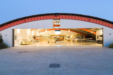 Hangar House Mudgee - Hotel Gold Coast 5