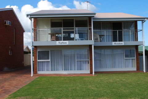 Neptune At Port Elliot - Hotel Gold Coast 6