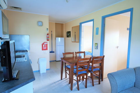 Baudin Beach Apartments - Hotel Gold Coast 4