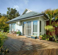 Glenelg on King Bed  Breakfast - Hotel Gold Coast