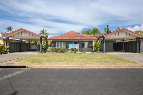 Kurrimine Beach Huts - Hotel Gold Coast 3