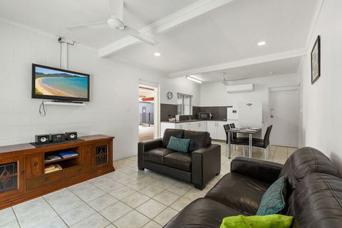 Kurrimine Beach Huts - Hotel Gold Coast 5