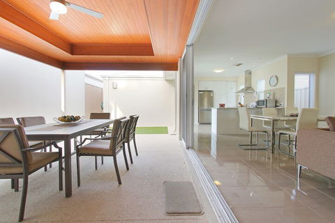 Anastasia Villa - Hotel Gold Coast 3