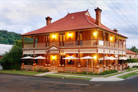 CBC Bed & Breakfast & Cafe - Hotel Gold Coast 1