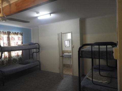 Kalbarri Backpackers YHA - Hotel Gold Coast 4