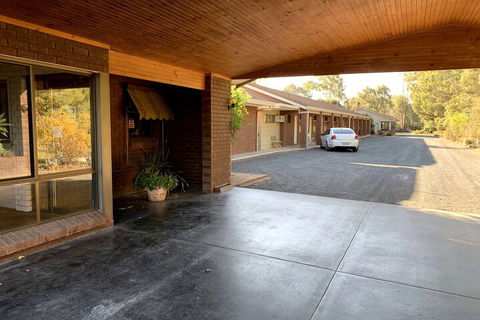 Kingswood Motel - Hotel Gold Coast 3