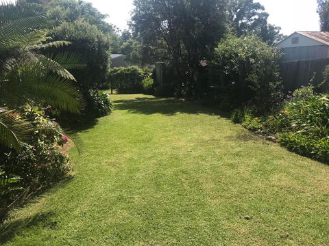 Mollymook Fantastic Holiday House - Hotel Gold Coast 3