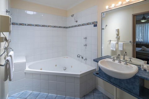 Ingenia Holidays Lake Macquarie - Hotel Gold Coast 5