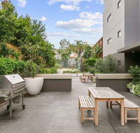 Good Life Suites - Hotel Gold Coast