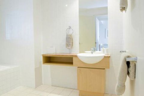 ShortOzStay At Mariners Cove - Hotel Gold Coast 2