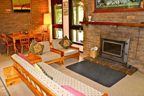Kaighins Place - Hotel Gold Coast 2