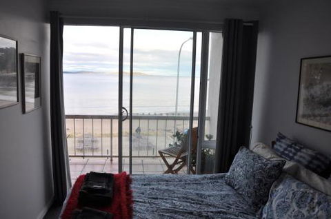 Rivermouth On Kingston Beach - Hotel Gold Coast 4