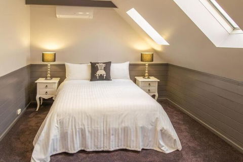 Brigham House - Hotel Gold Coast 4