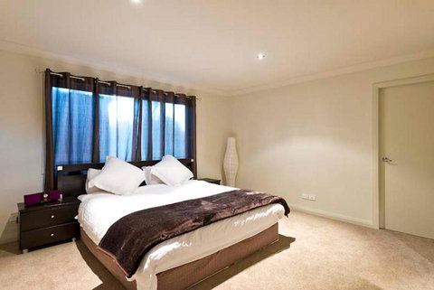 Blue Cliff Retreat - Hotel Gold Coast 1