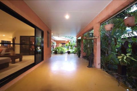 Hacienda Cooya Beach - Hotel Gold Coast 2