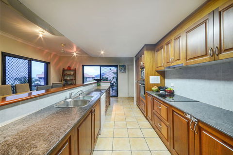 Airlie Harbour 3 Bedroom Apartment - Hotel Gold Coast 5