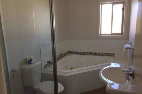 Inverloch Cabins - Hotel Gold Coast 6