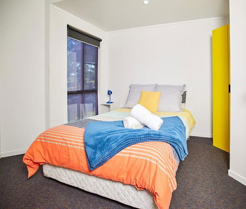 Namar Yurt - Hotel Gold Coast 3