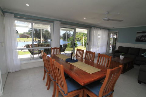 The Waterfront On Teal - Hotel Gold Coast 6