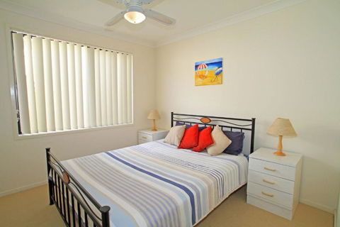 Waterfront Getaway In Sussex - Hotel Gold Coast 6