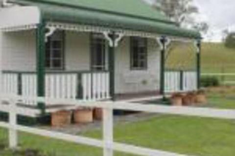 The Dollhouse Cottage - Hotel Gold Coast 0