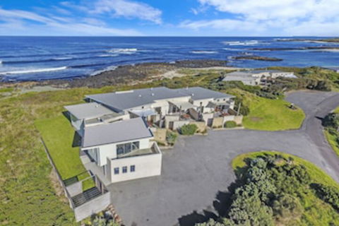 HEARNS BEACHSIDE VILLA 2 - Hotel Gold Coast 0