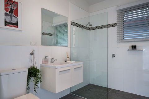 Gables Bend Spa Villa - Hotel Gold Coast 2