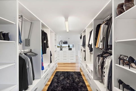 Ultimate Beach House - Hotel Gold Coast 1