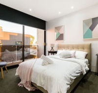 SOPHIA 2BDR North Melbourne House