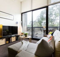 GEORGE 1BDR North Melbourne Apartment
