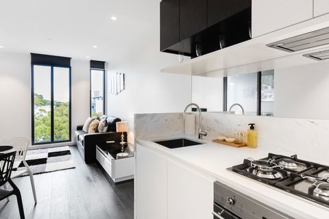 ESTHER, 2BDR South Yarra Apartment - Hotel Gold Coast 1