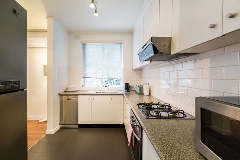 SELENA, 2BDR South Yarra Apartment - Hotel Gold Coast 1