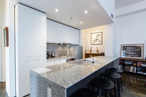 CYNTHIA, 2BDR Melbourne Apartment - Hotel Gold Coast 2