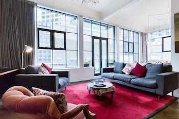 CYNTHIA, 2BDR Melbourne Apartment - Hotel Gold Coast 0
