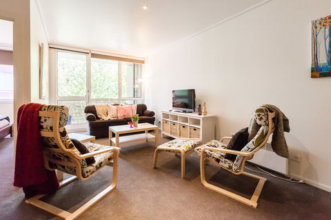 NAOMI, 2BDR South Melbourne Apartment - Hotel Gold Coast 5