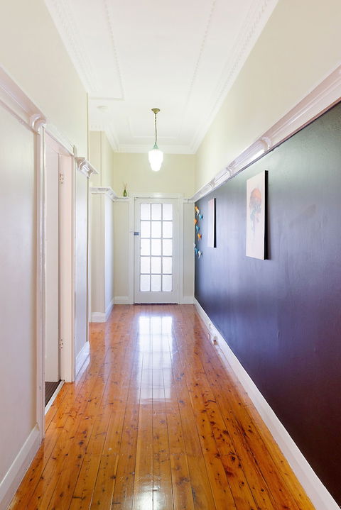 Newcastle Executive Homes - Veda House - Hotel Gold Coast 3