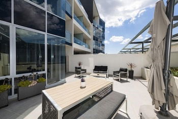 Accommodate Canberra - Lakefront - Hotel Gold Coast 6