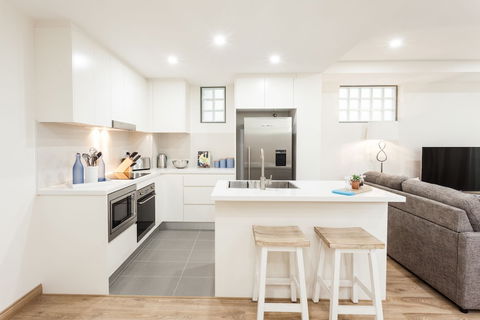 Charming Bream (671i) - Hotel Gold Coast 2