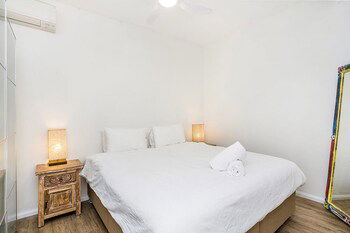 Half Moon Cottage - Hotel Gold Coast 2