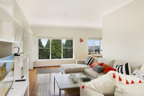 Drumalbyn (189a) - Hotel Gold Coast 7