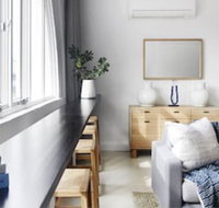 Flourish On Bull - Hotel Gold Coast