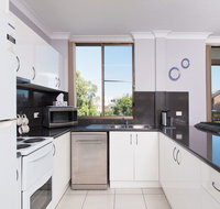 Commodore Unit 1 / 9 Donald Street - Hotel Gold Coast