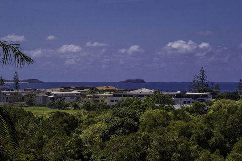 KINGSCLIFF HOLIDAY HOME On The HILL SYDS VIEW - Hotel Gold Coast 2