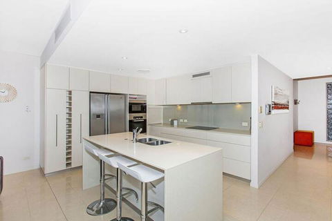 KINGSCLIFF OCEAN FRONT TERRACE 4 - Hotel Gold Coast 4